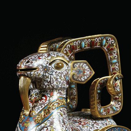 【中藝堂】张同禄 景泰蓝《羊眉吐气》