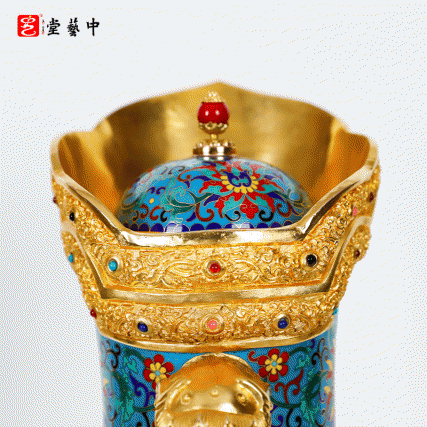 故宫传世六珍·霍铁辉亲铸 | 景泰蓝《多穆壶》 | 汉藏艺术融合的皇家法器​