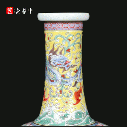 复刻上海博物馆藏珍·珐琅彩人物图瓶 | 王辉再现乾隆人物故事瓷 | 张良受书，运筹帷幄，黄地龙纹，气韵非凡