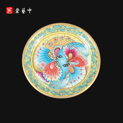 洋彩双碟盘 | 王辉大师珐琅彩雅作，蝶舞翩跹，缠枝曼妙 | 彩绘明艳，盘上生趣